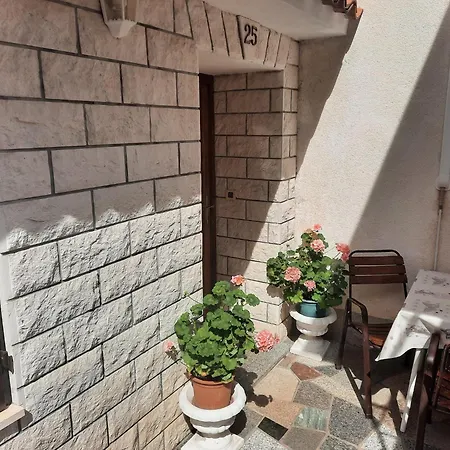 Branka And Danijel Апартаменты